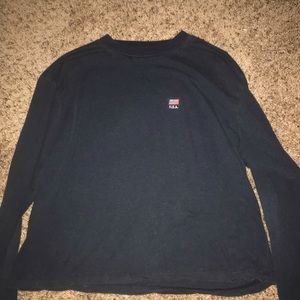 navy shirt